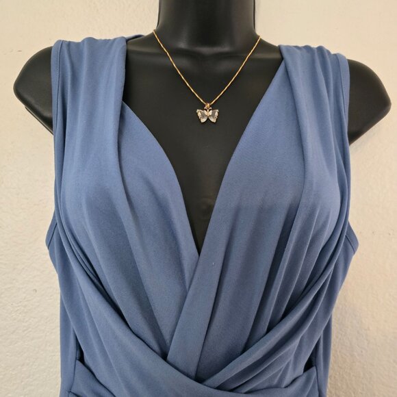 Dress - Picture 4 of 4